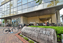 松江区民プラザ